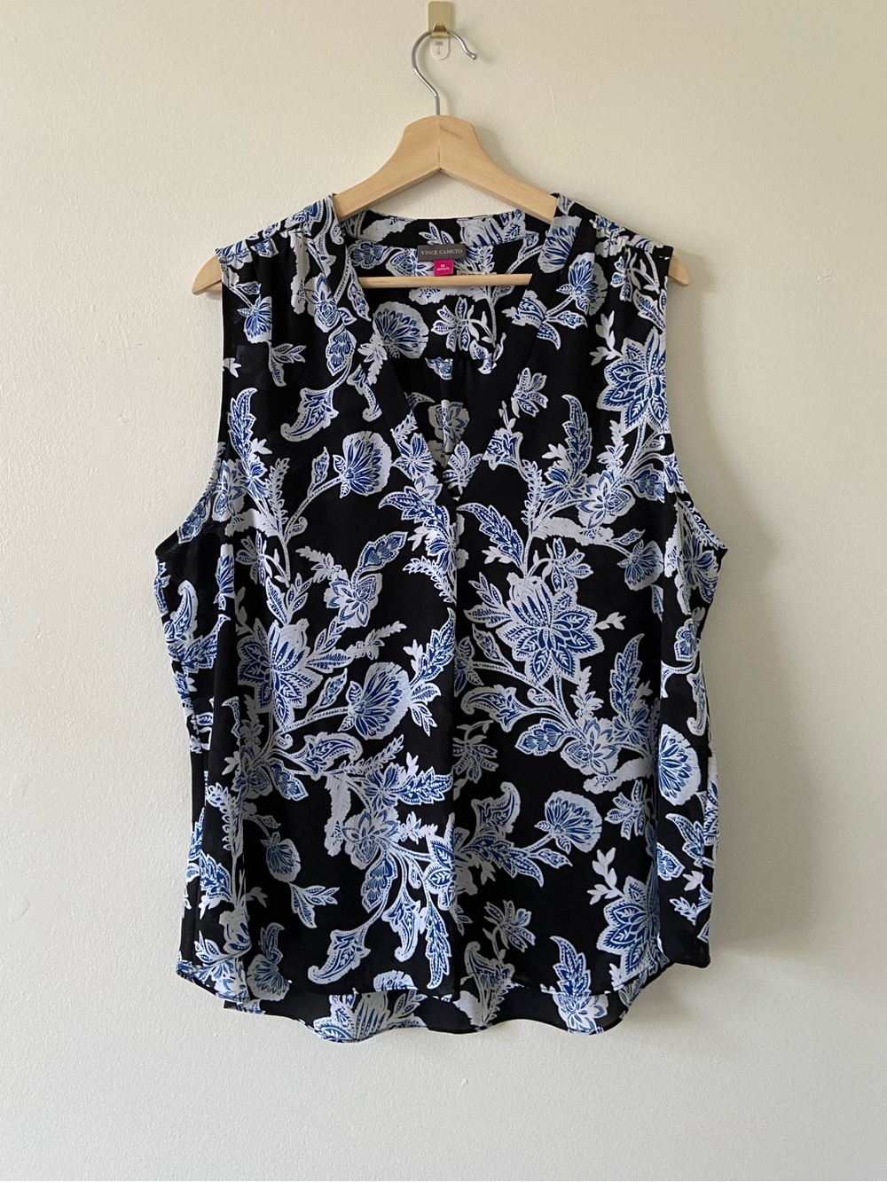 Vince Camuto Floral Sleeveless Blouse